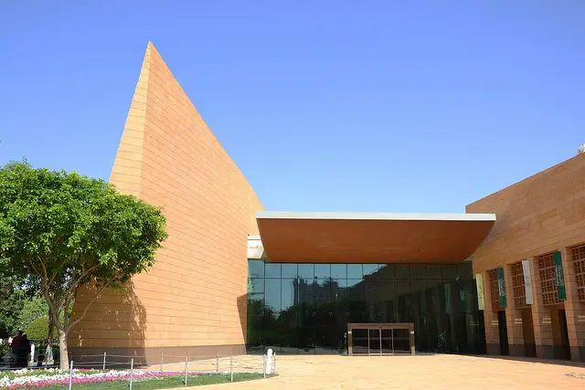 riyadh-national-museum-saudi-arabia.jpg